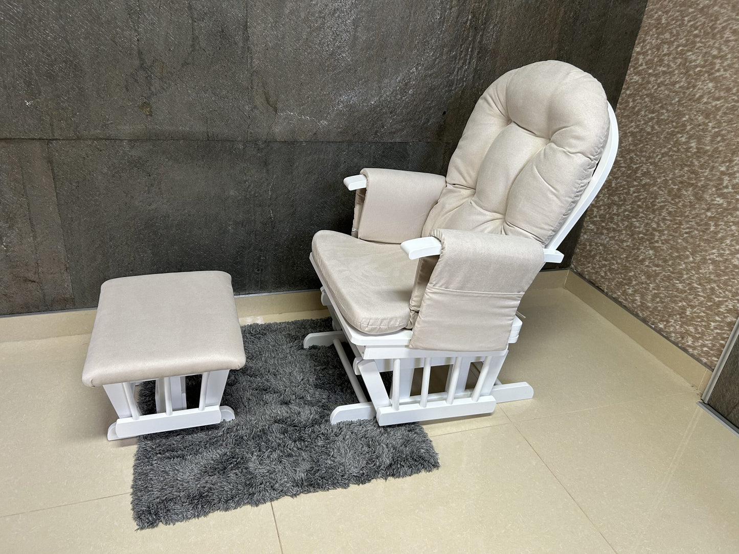 Klasszik Plusz Hintafotel (Fehér-Bézs)